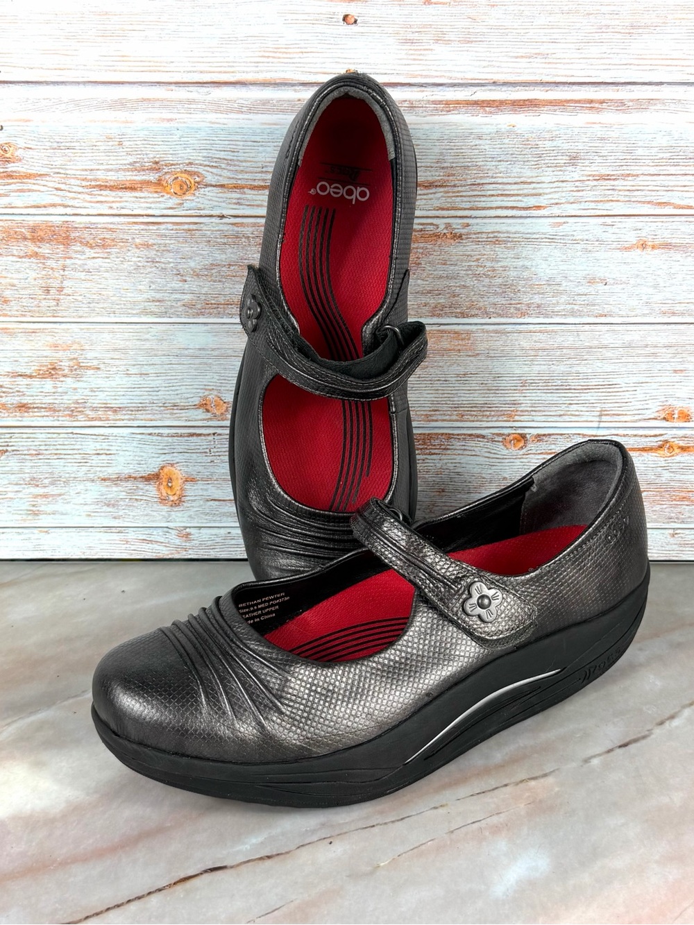 Abeo Bethan ROCS Pewter Gray Leather Mary Janes - EUC